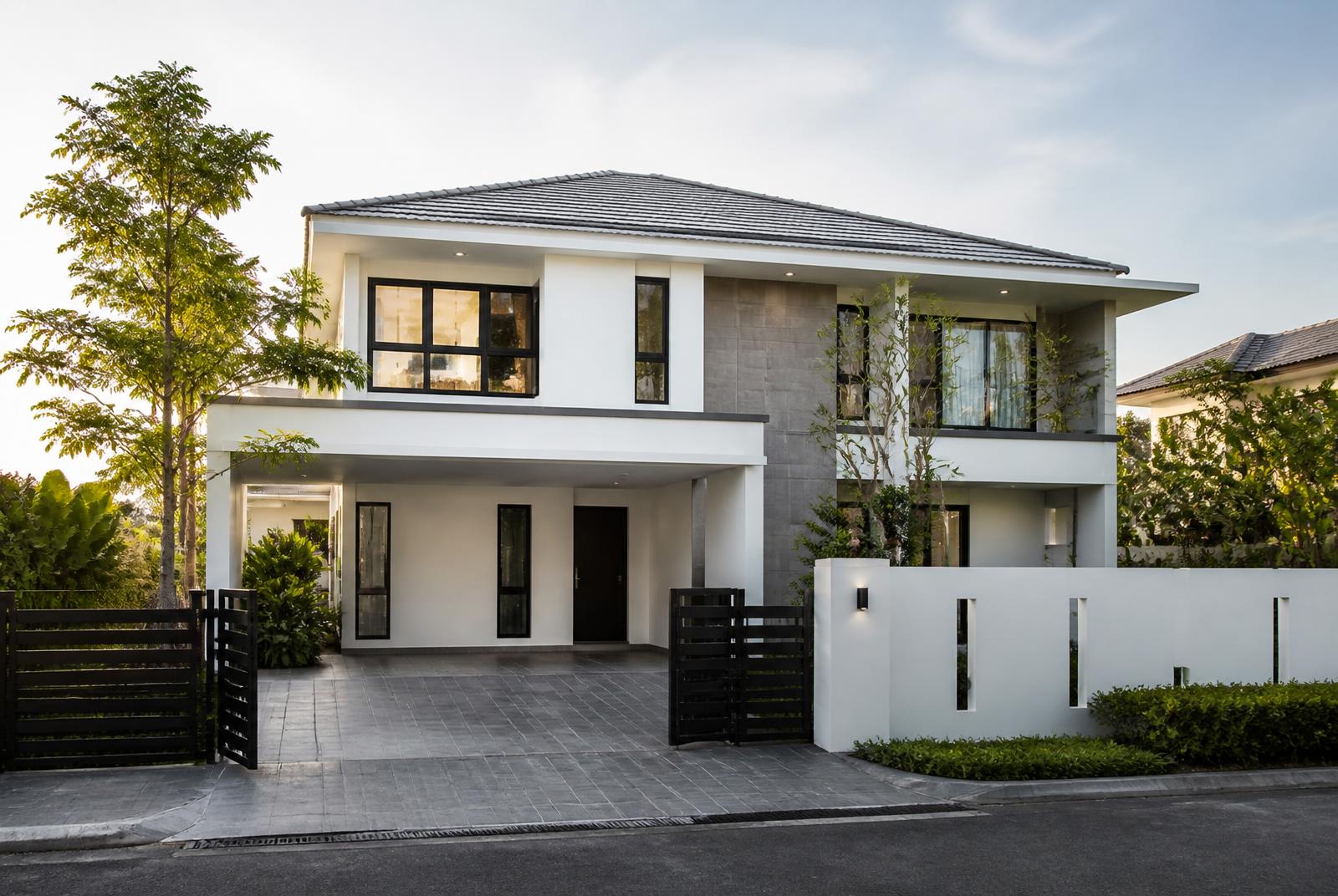 Completed modern double storey house built by Bina Haus